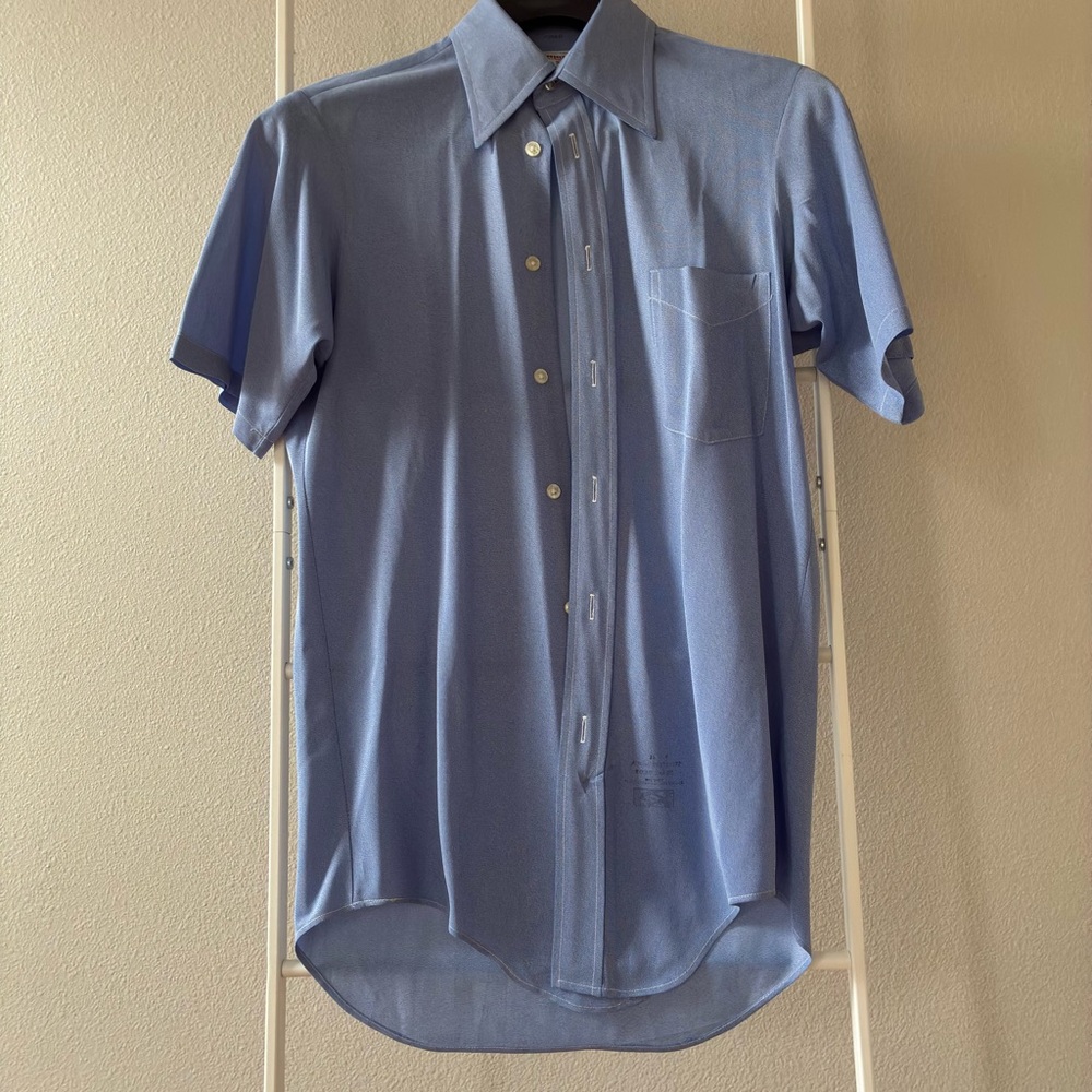 Men's Blue Short Sleeve Shirt